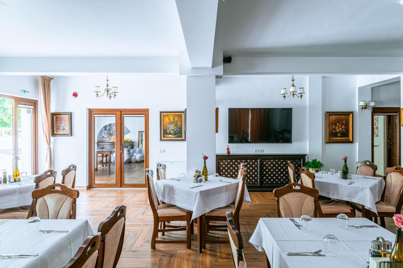 Vila Venus Sînmartin Екстериор снимка
