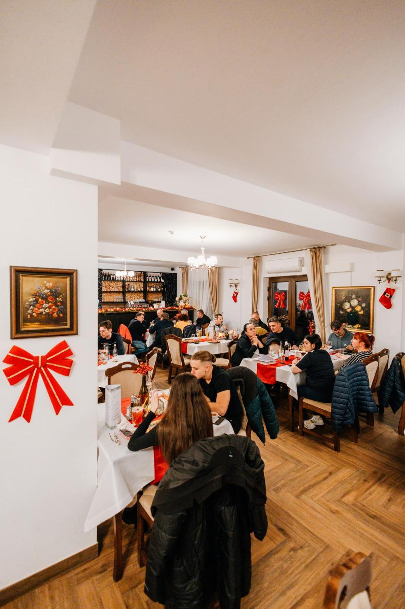 Vila Venus Sînmartin Екстериор снимка